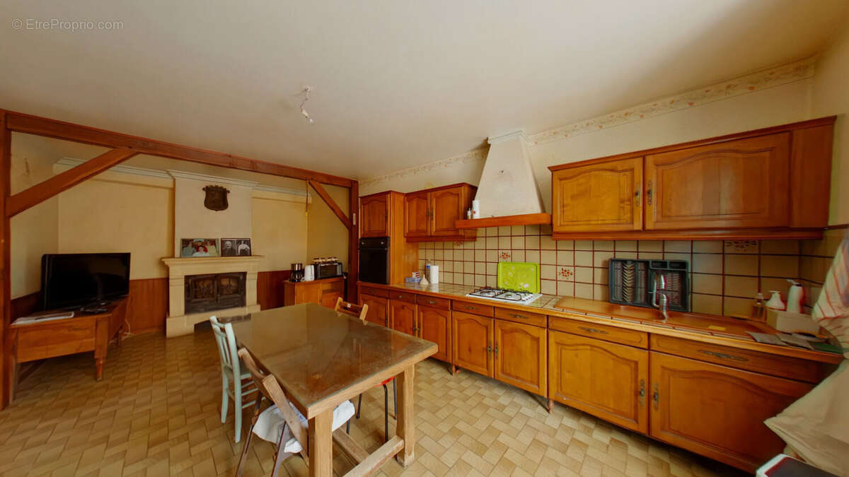 Maison à VOUZAILLES