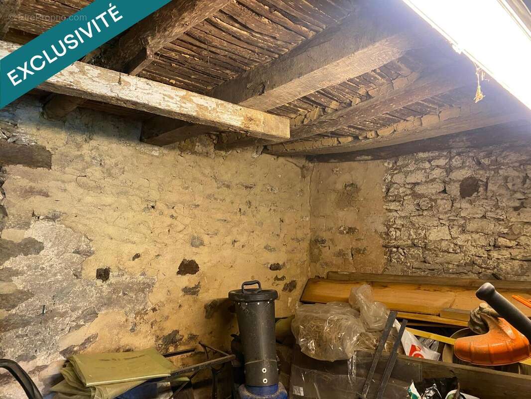 Maison 67 m² à Saint-Aubin-De-Locquenay  - photo 6