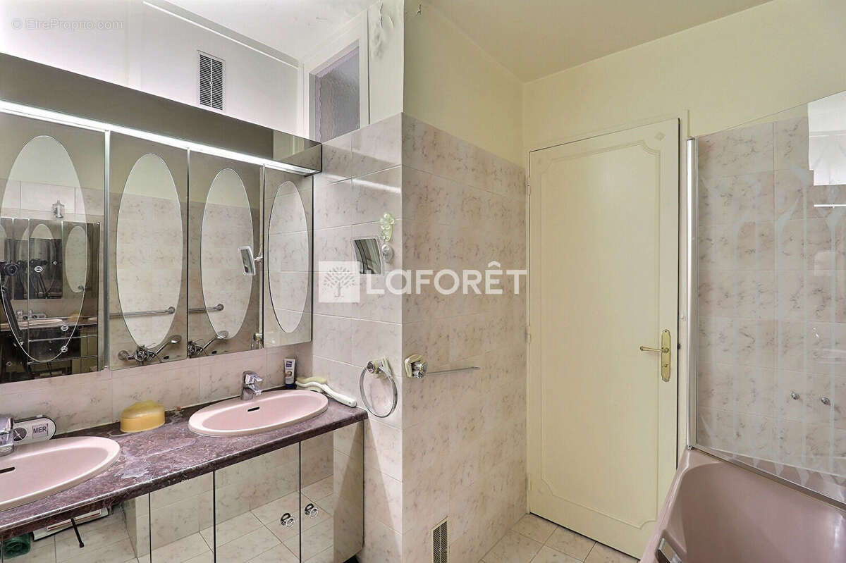 Appartement à VITRY-SUR-SEINE