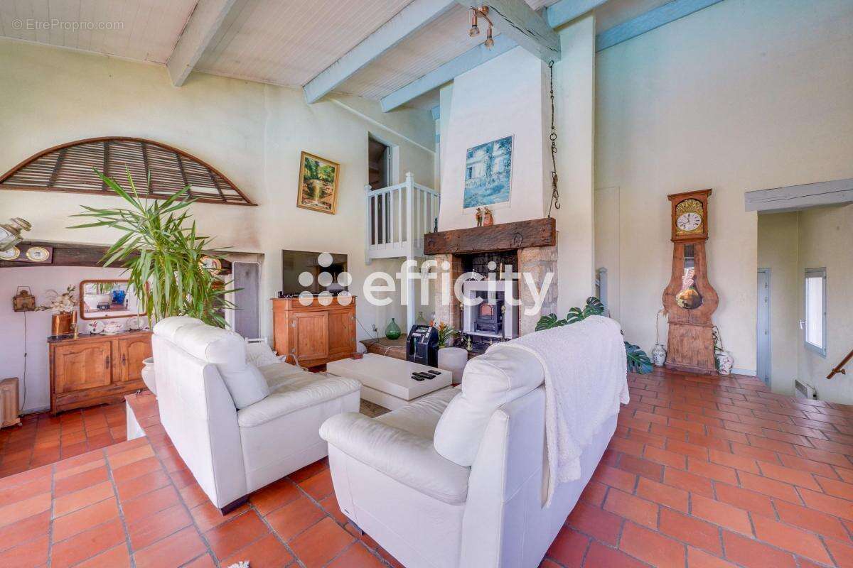 Maison à GUJAN-MESTRAS