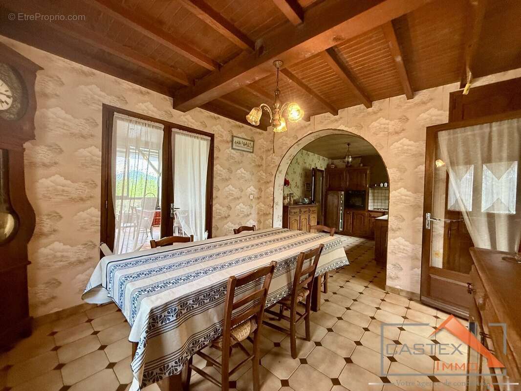 Maison à BEAUCHALOT