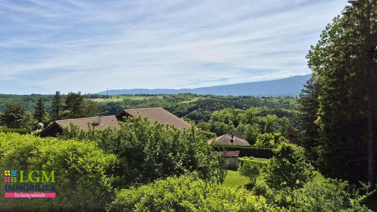 Appartement à BELLEGARDE-SUR-VALSERINE