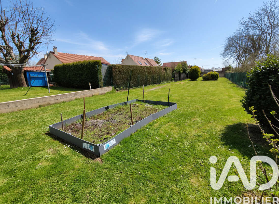 Maison 96 m² à Ecouen  - photo 2