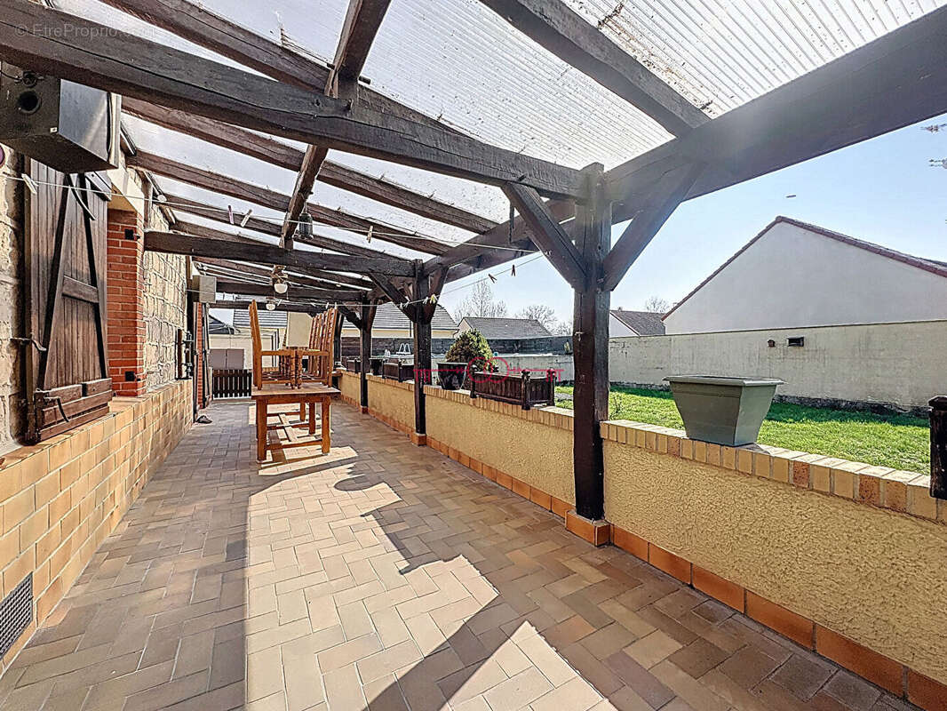 Maison à MENNEVILLE