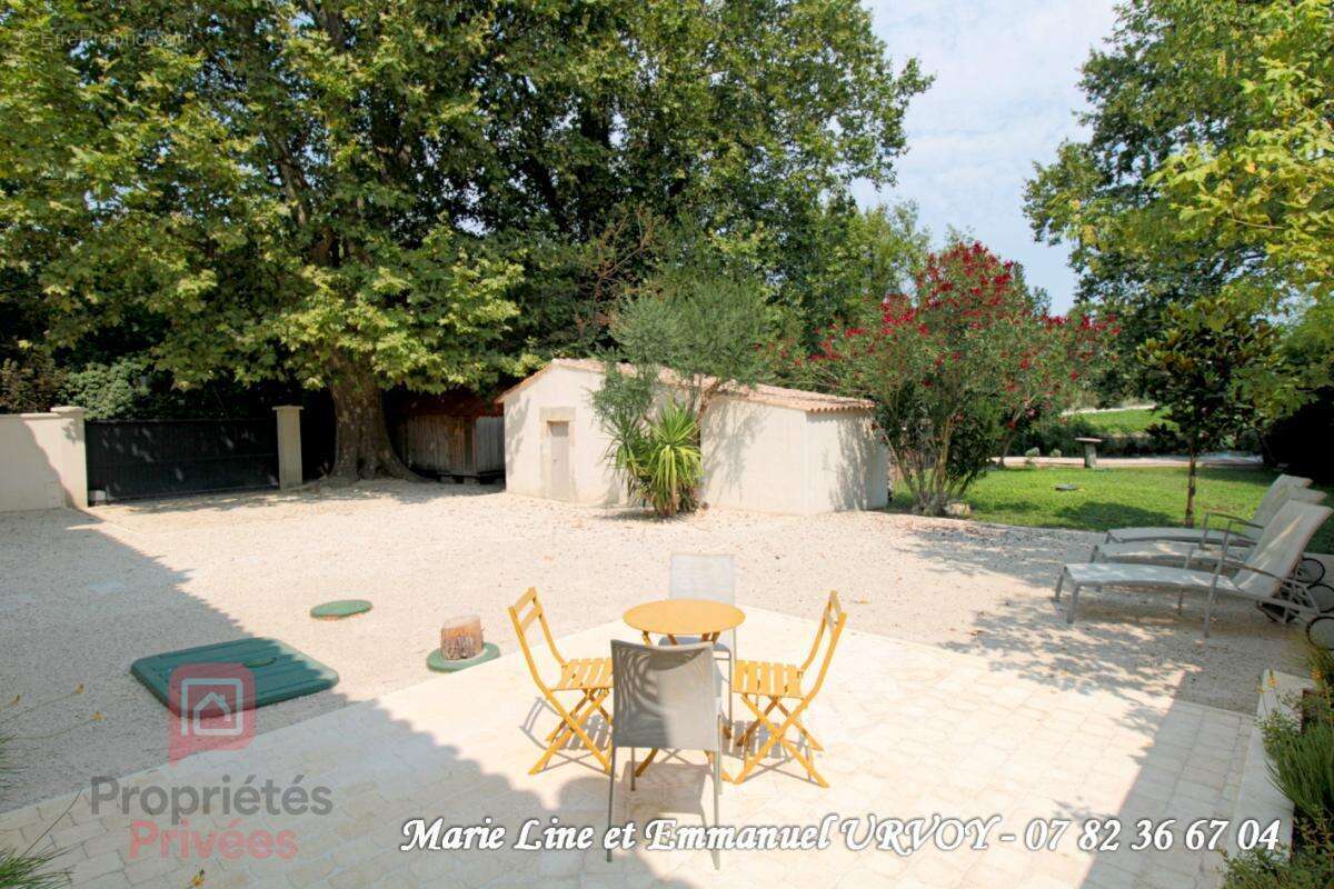 Mas en pierre en campagne  - 125 m² - 3 chambres -  jardin 685 m² - photo 15
