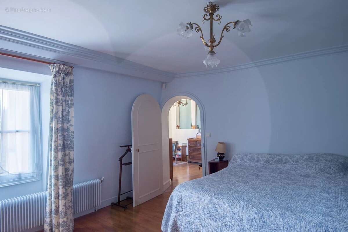 Appartement à VERSAILLES