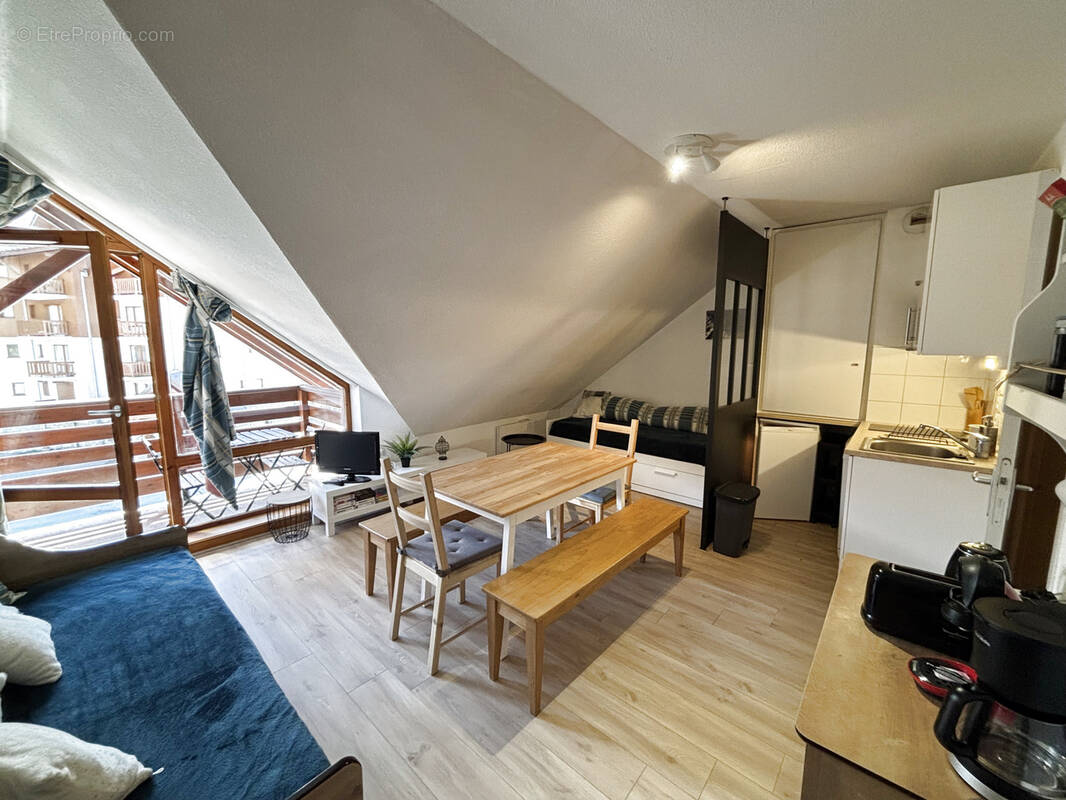 Appartement à SAINT-FRANCOIS-LONGCHAMP