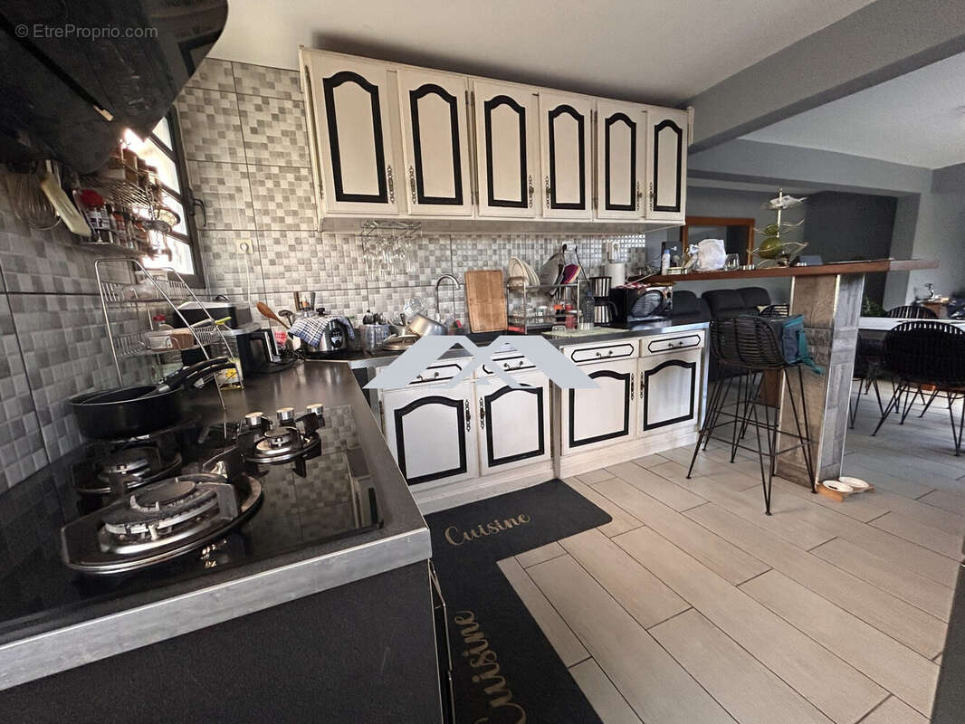 Maison à SAINTE-SUZANNE