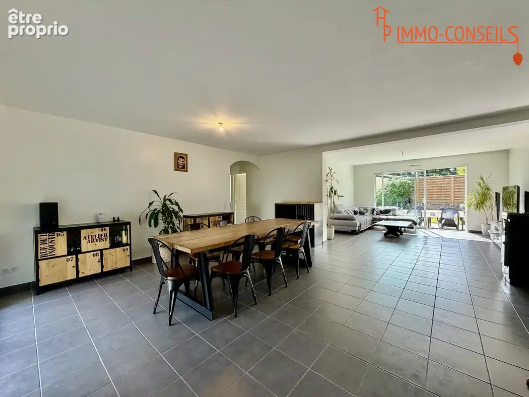 Maison 5 pièces 101 m² à vendre à Notre-Dame-Des-Landes (44130) - photo 2