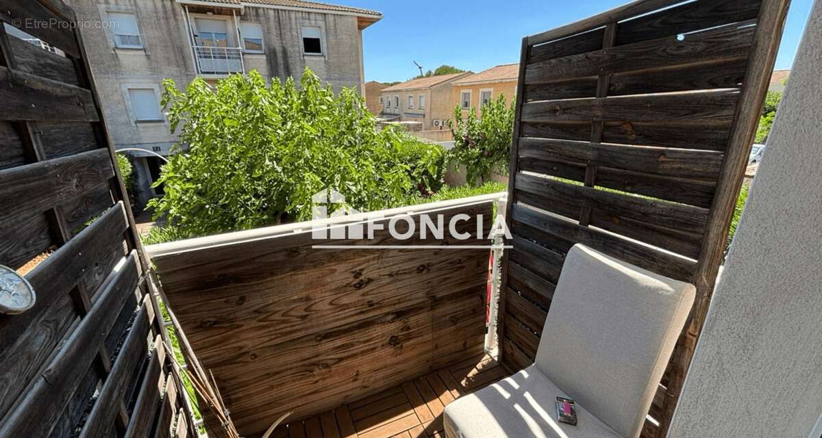 Appartement à LUNEL