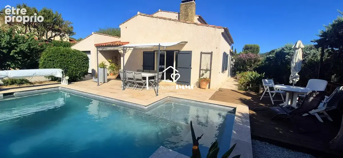 Maison 6 pièces 164 m² à vendre à Six-Fours-Les-Plages (83140) - photo 3