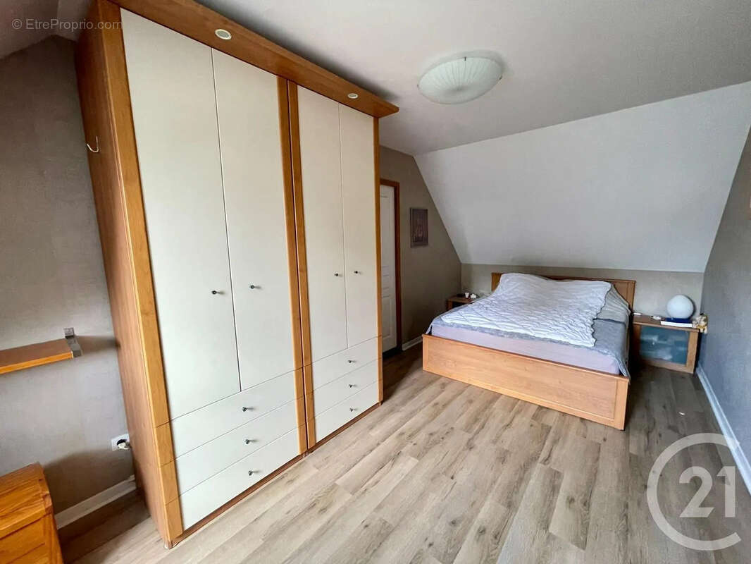 Maison 145 m² à Vinantes  - photo 7