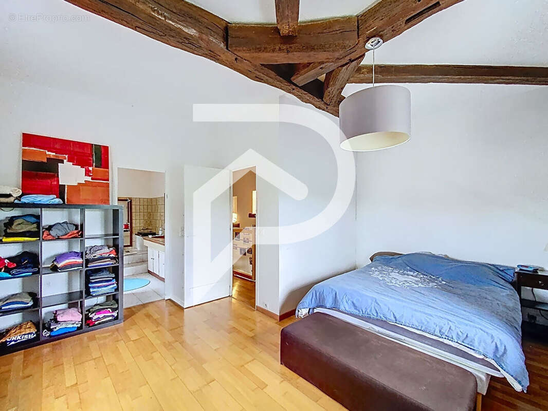 Maison à MEZIERES-EN-DROUAIS