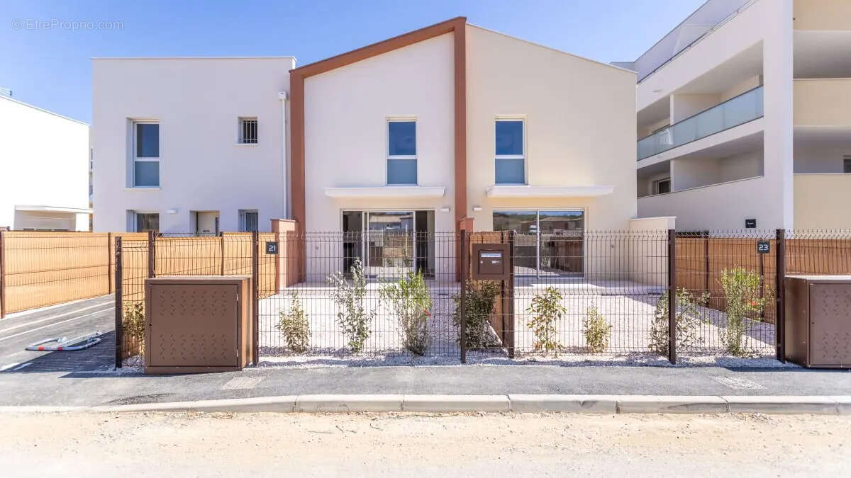 Appartement à SAUVIAN