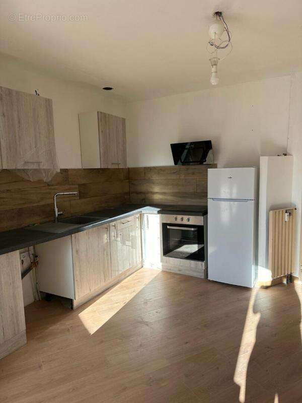 Appartement à SALERNES