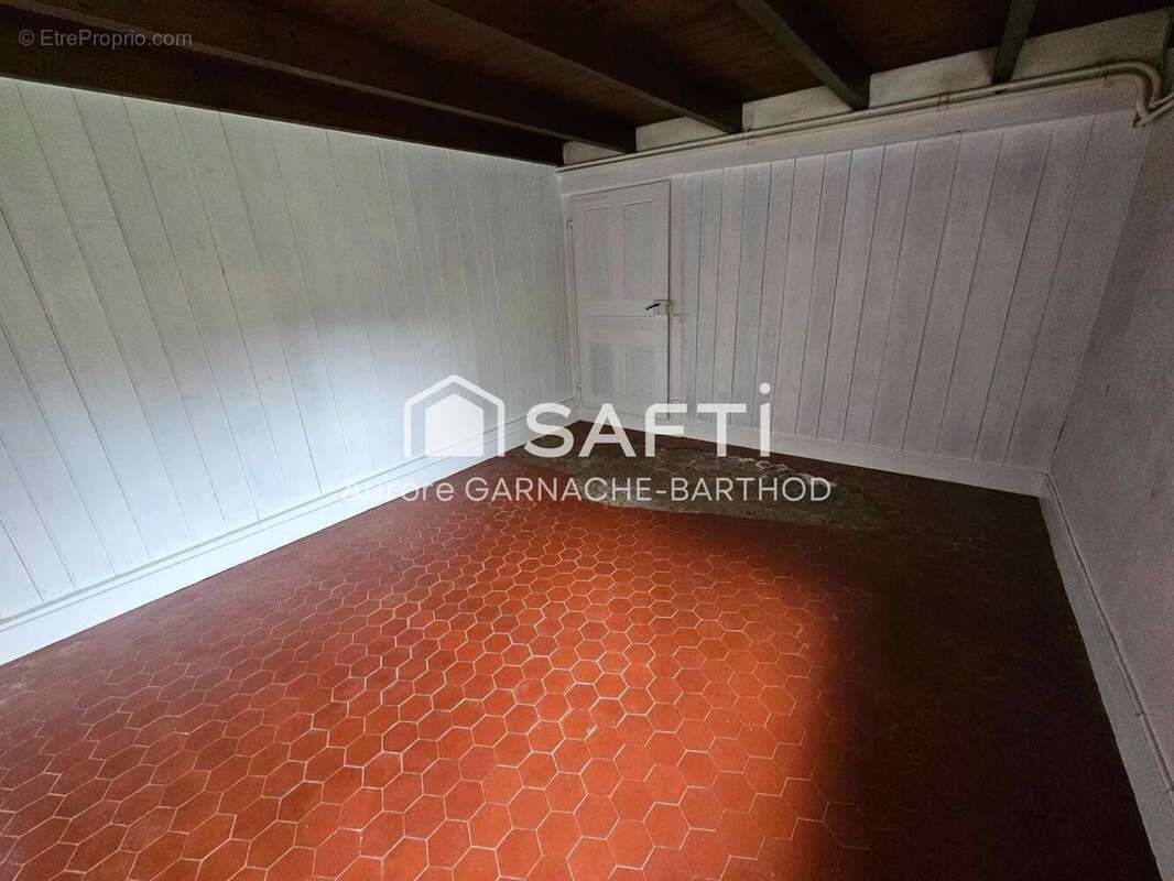 Photo 4 - Maison à LES COMBES