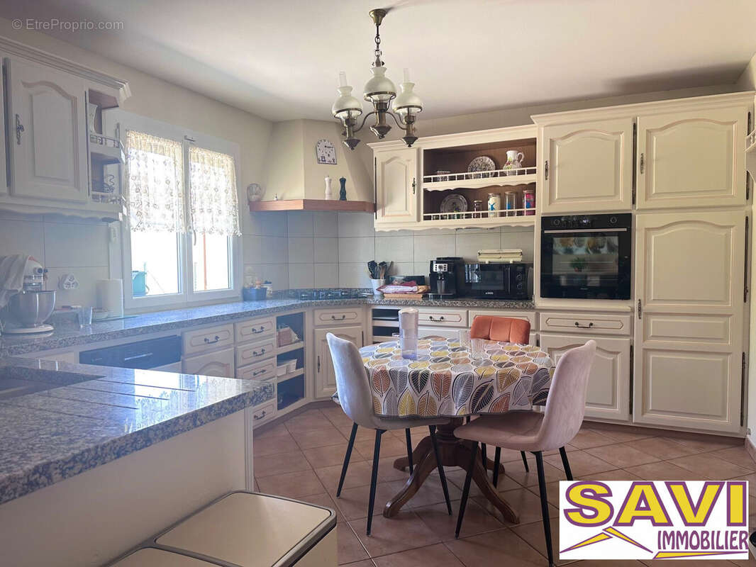 Maison à FERRIERES-EN-GATINAIS