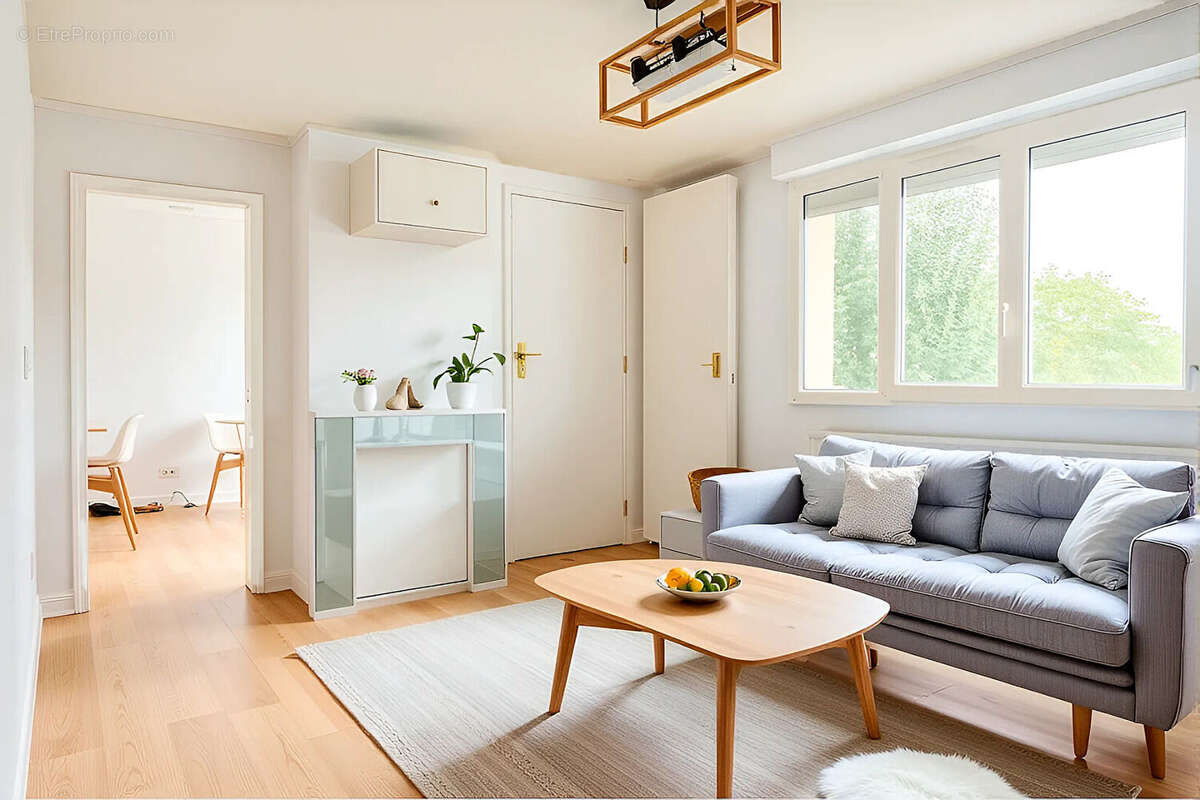 Appartement à CHARENTON-LE-PONT