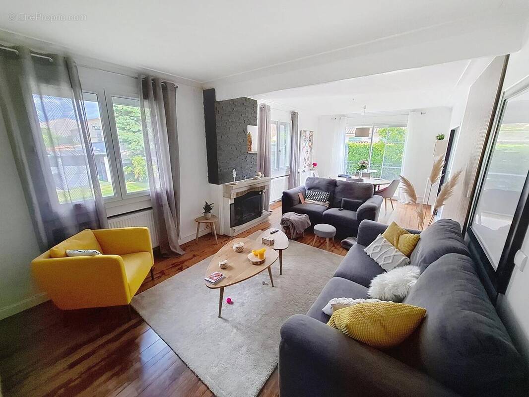 Photo 1 - Maison à VALDURENQUE