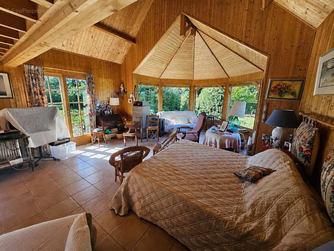 Maison 132 m² à Castillon-En-Auge  - photo 2