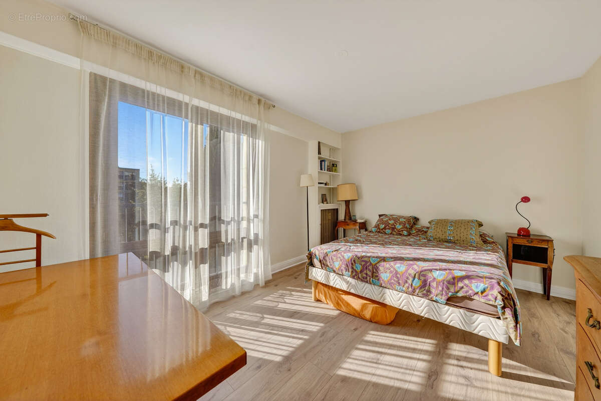 Appartement à FONTENAY-SOUS-BOIS