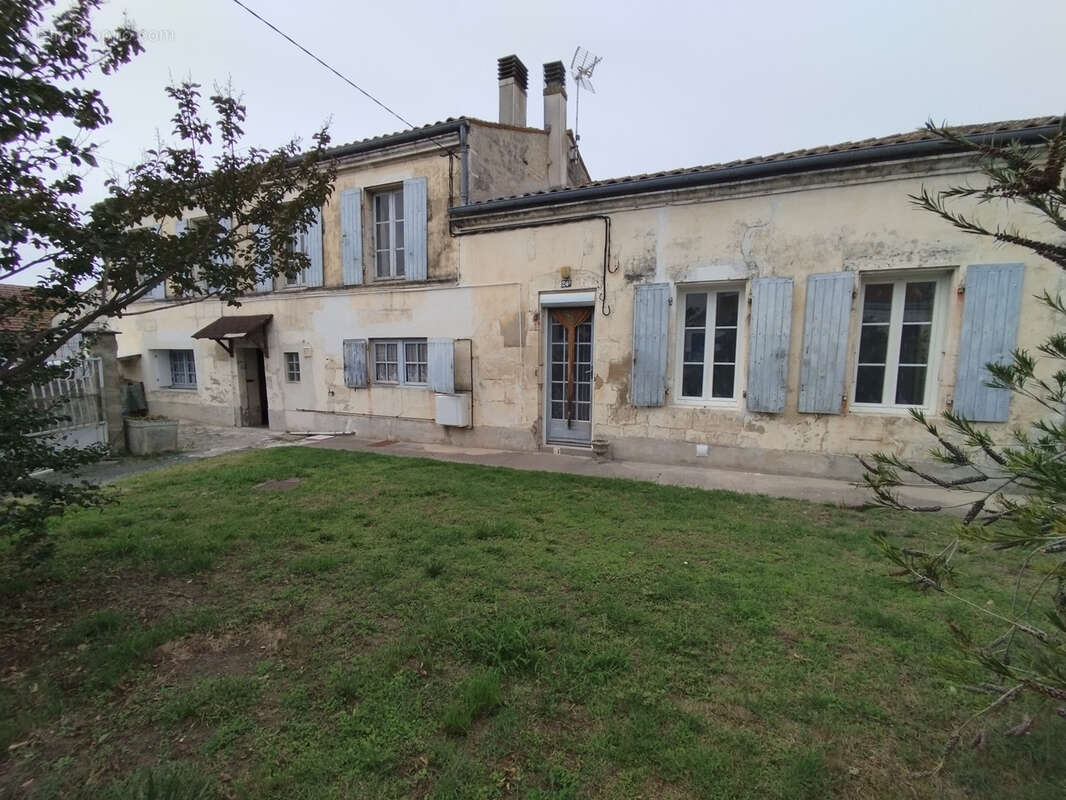 Maison à acheter à Rochefort avec Agence Baratte Immobilier - photo 8