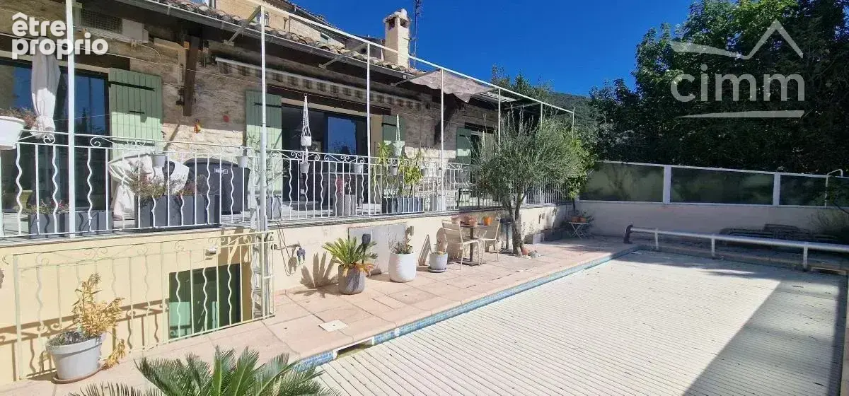 Photo Maison à Rousset-Les-Vignes au prix de 264 000€