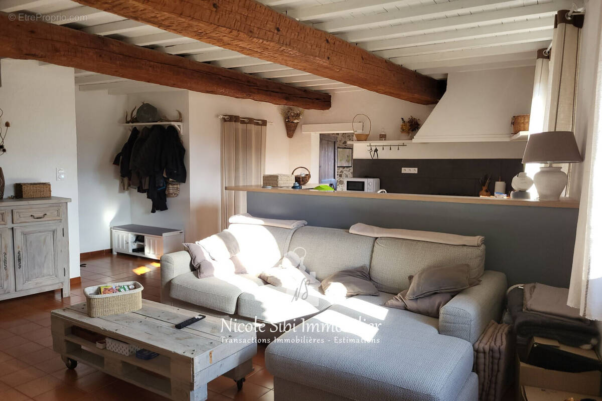 Maison à CORBERE