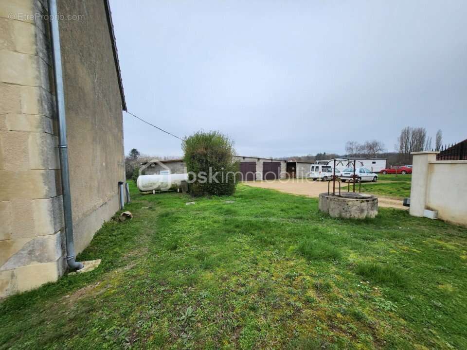 Maison à SAINT-LEGER-LE-PETIT