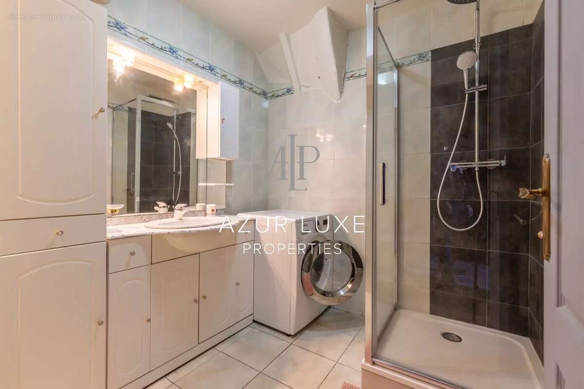 Appartement à VILLEFRANCHE-SUR-MER