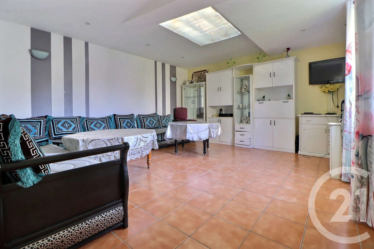 Maison à AULNAY-SOUS-BOIS