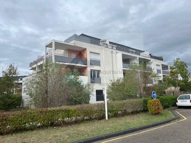 Appartement à VILLENAVE-D'ORNON