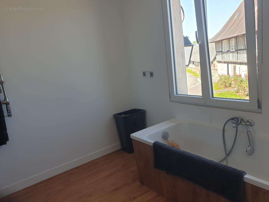 Maison 125 m² à Saint-Philbert-Des-Champs  - photo 11
