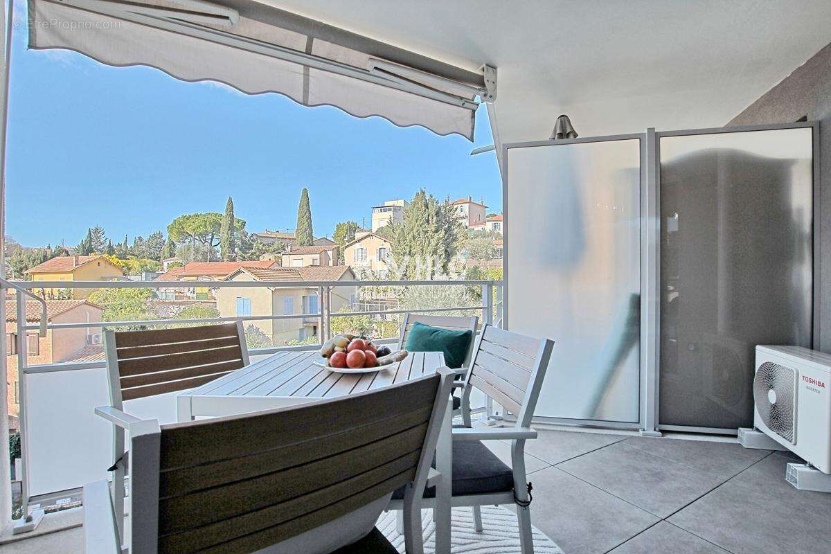 Appartement à LE CANNET