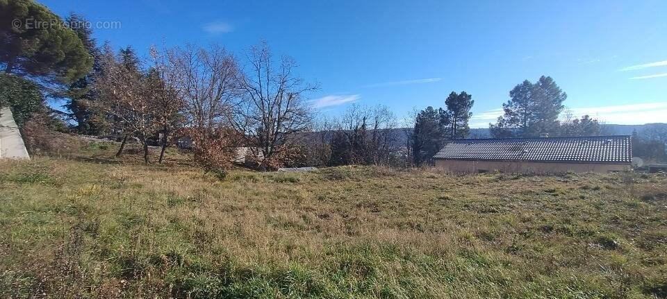 Terrain à ROSIERES