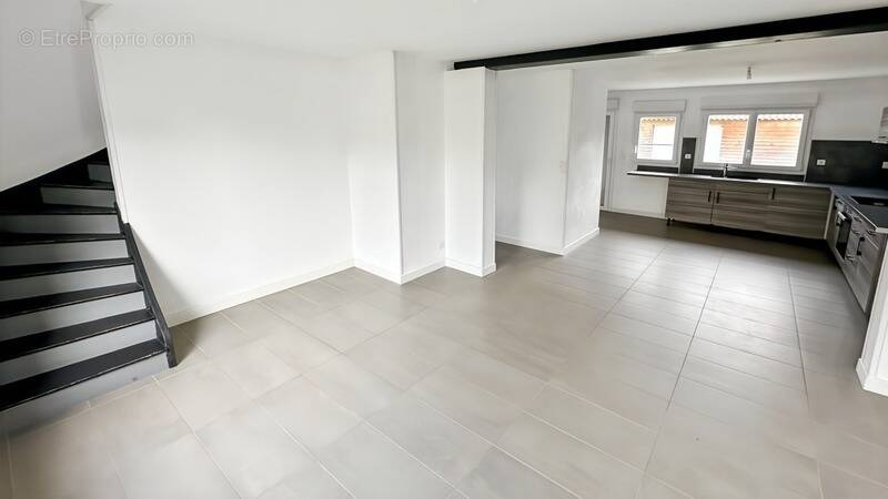 Maison à BETHENIVILLE