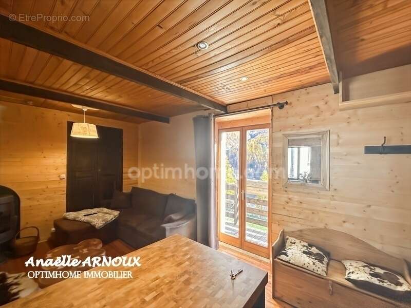 Appartement à ORCIERES