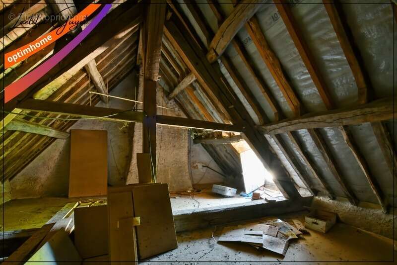 Maison de caractère 175 m² – Beaux volumes, jardin, puits et grenier aménageable – Saint-Menoux - photo 12