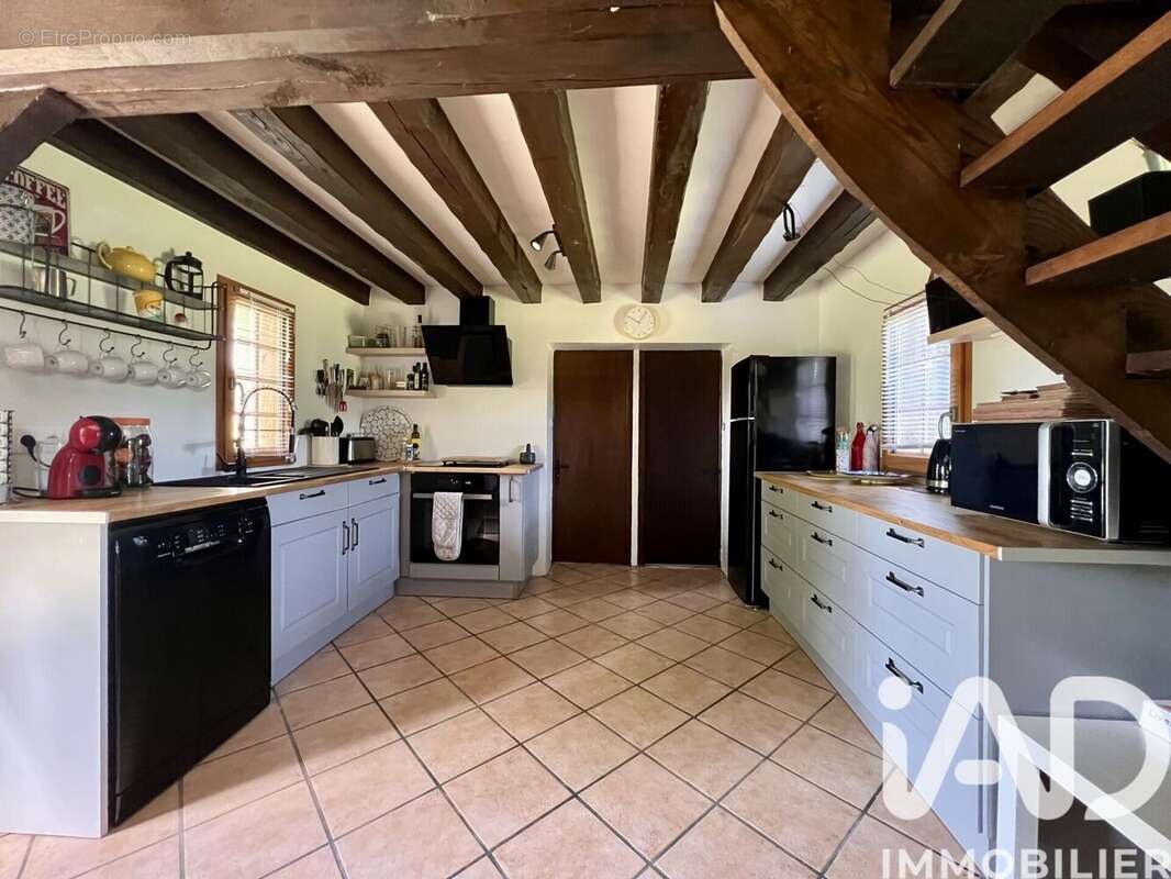 Maison 61 m² à Thiberville  - photo 4