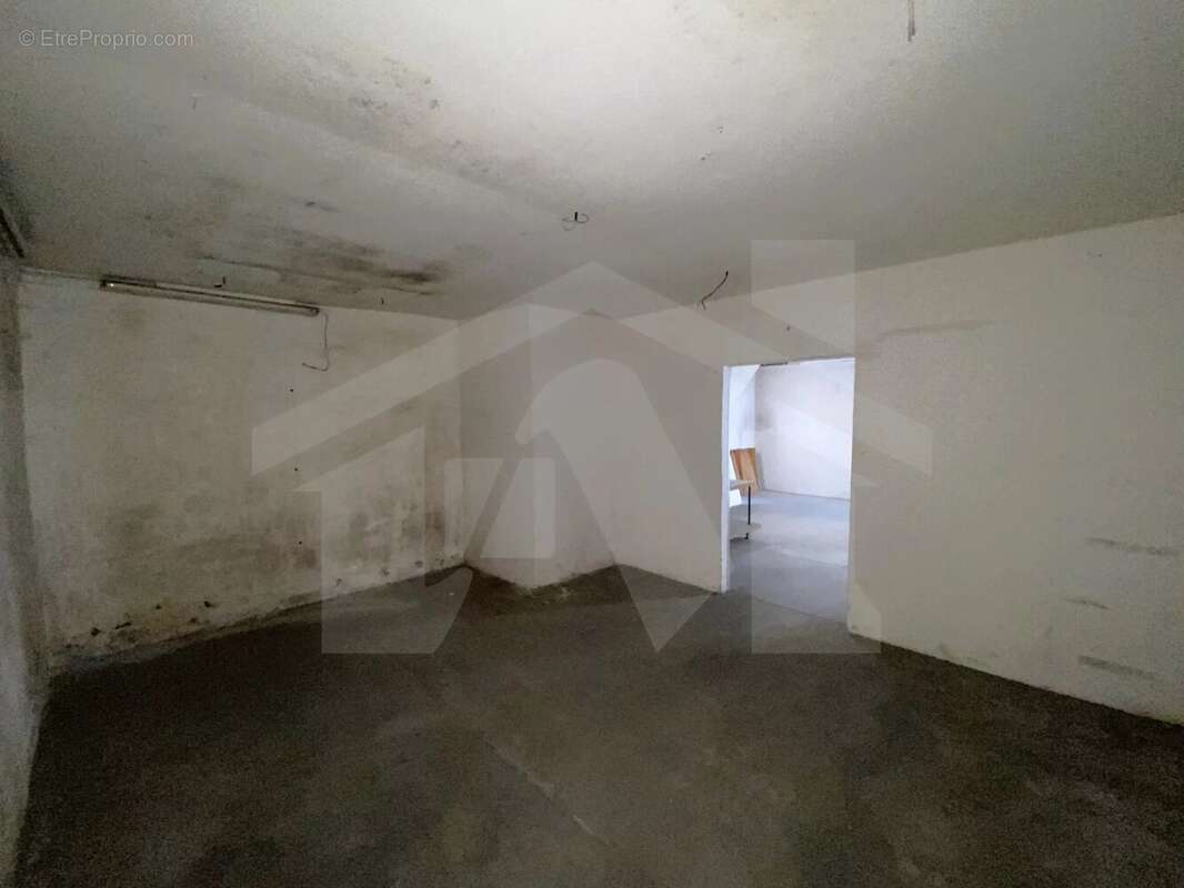 Secteur berriat/genissieu 96,84m2 = parking - photo 7