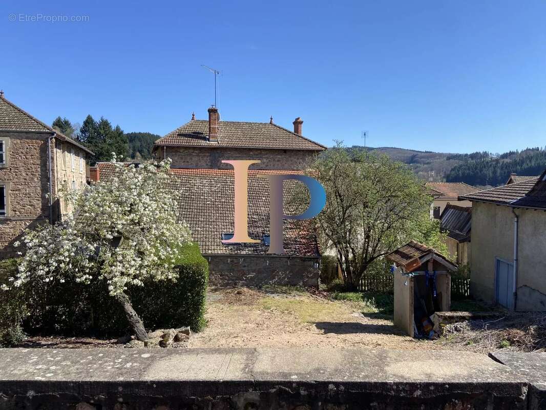 Appartement à CUINZIER