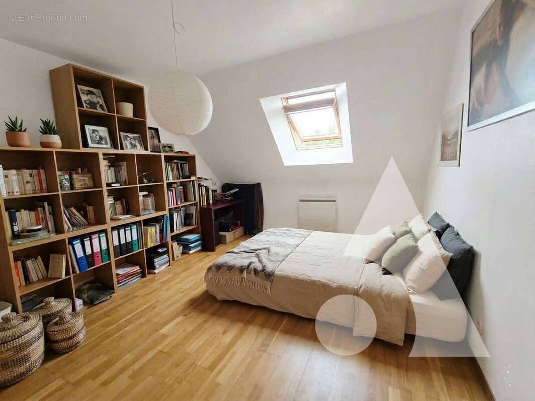 Maison à NANTEUIL-LE-HAUDOUIN