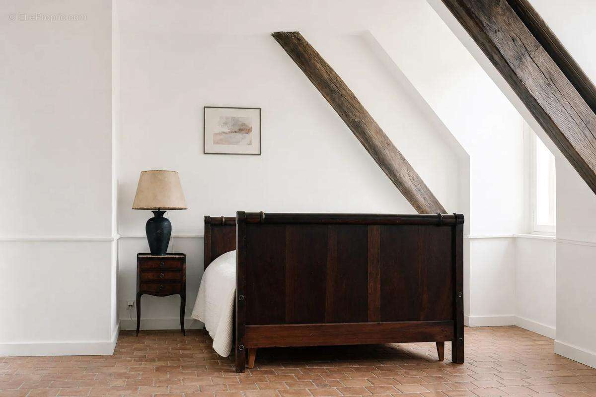 Maison à SAINT-VERAIN