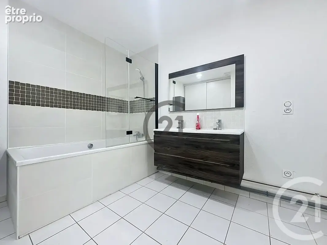 Appartement 8 pièces 151 m² à vendre à Troyes (10000) - photo 4