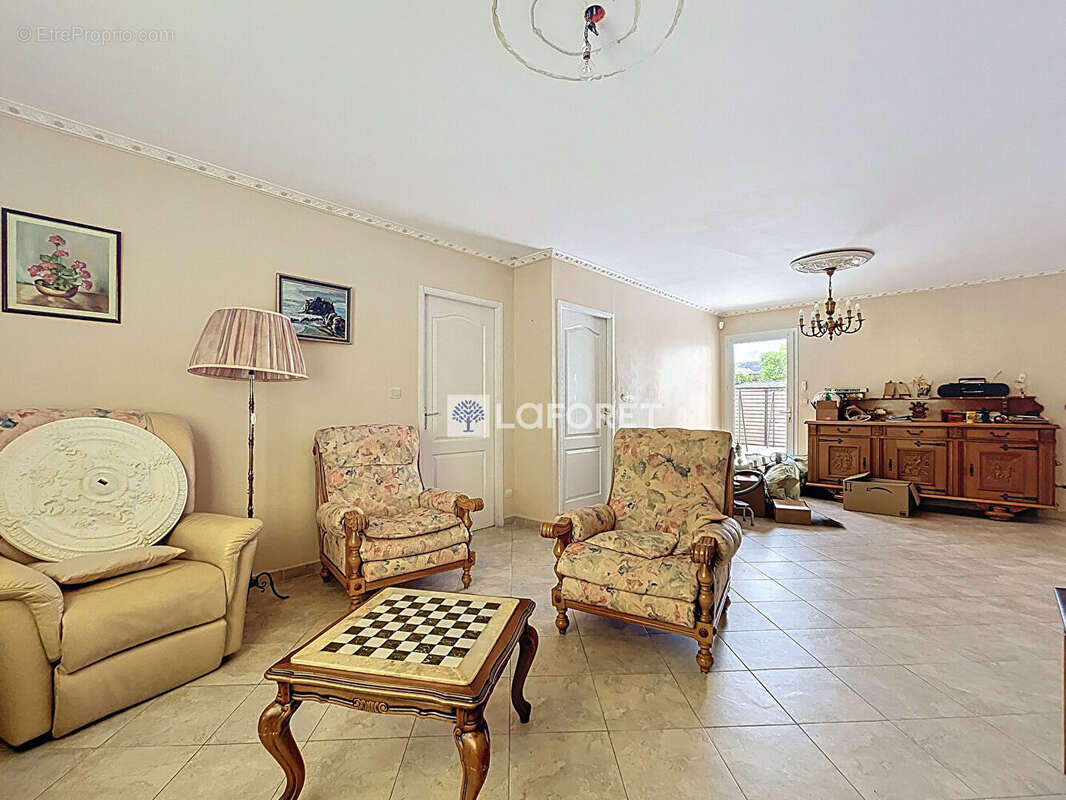 Maison à SAINT-QUENTIN