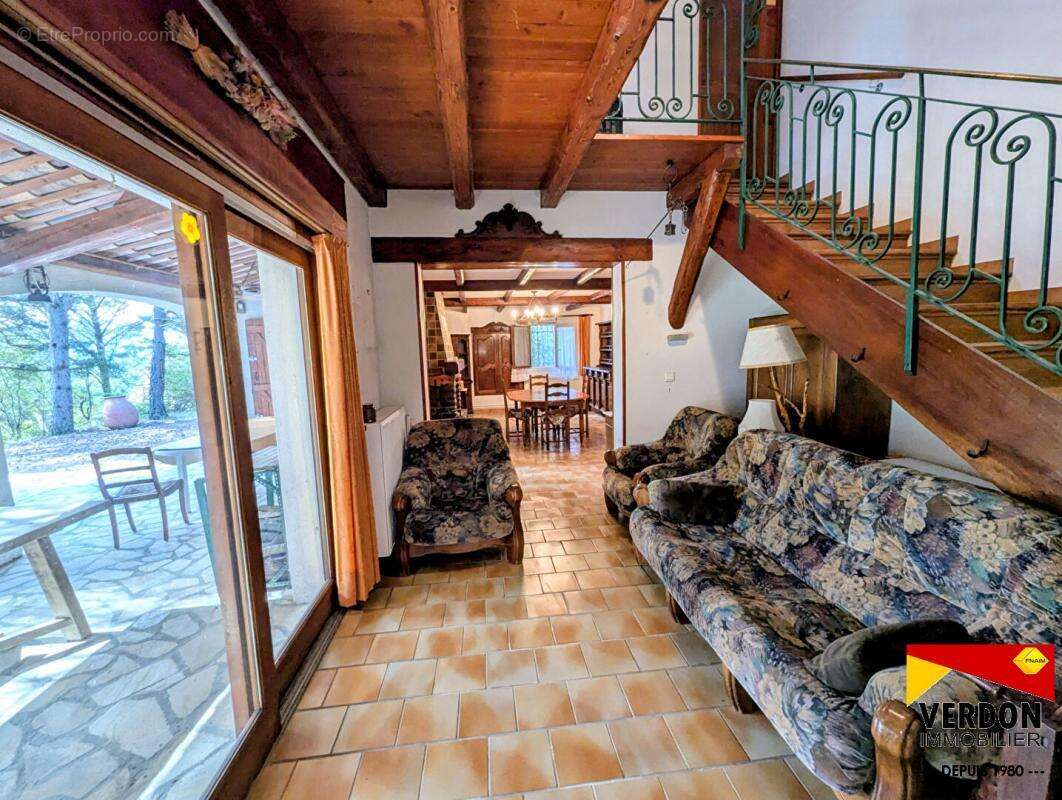 Maison à SAINT-ANDRE-LES-ALPES