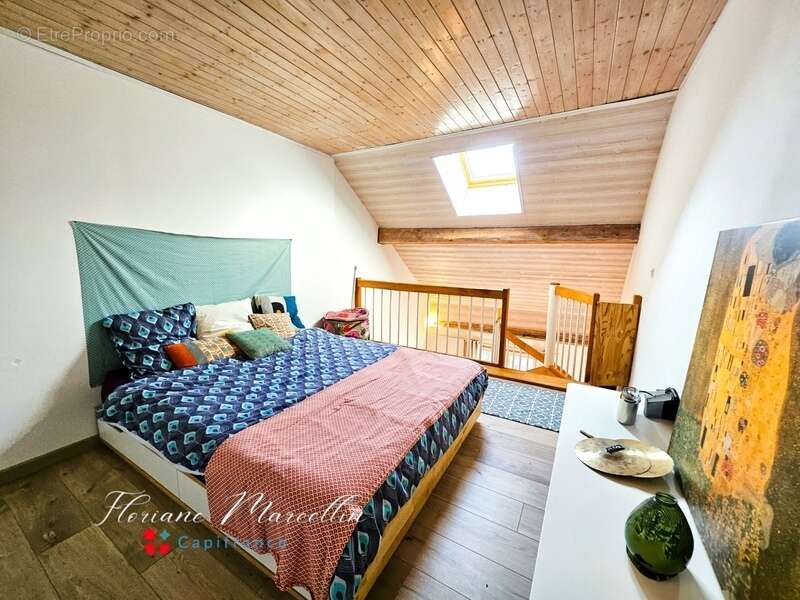 Appartement à PERS-JUSSY