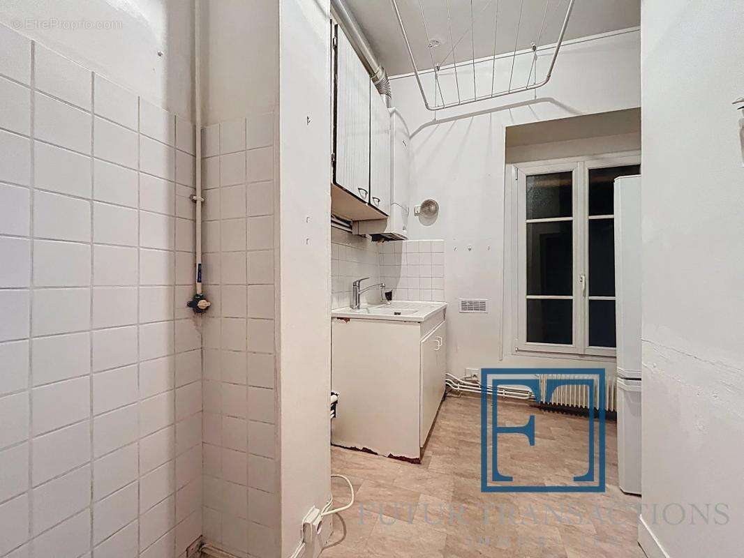 Appartement à PARIS-12E