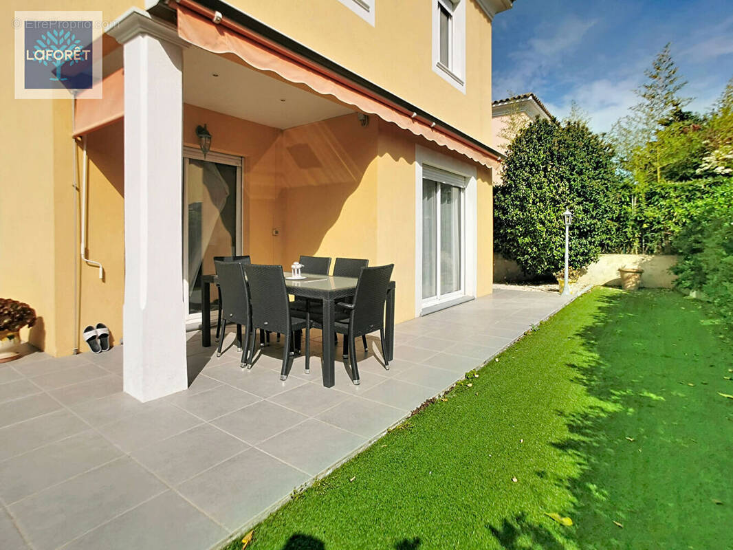 Maison à ANTIBES