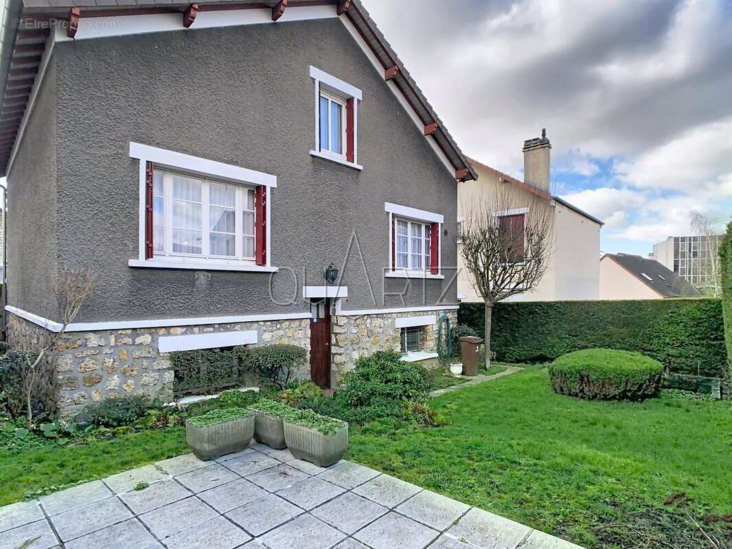 Maison à LE CHESNAY